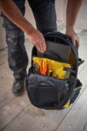 Afbeeldingen van STANLEY FatMax® Gereedschapsrugzak met Wielen 1-79-215